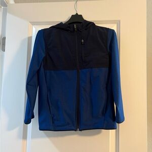 Old Navy boys size M blue and navy lightweight go dry jacket with hood.